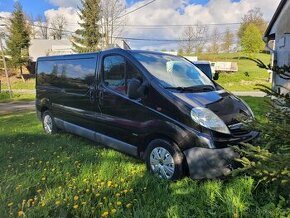 Opel vivaro 2.5cdti