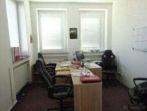 Pronájem pěkné kanceláře 16m2, Zlín- Prštné, ev.č. 04749131