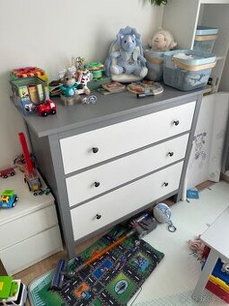 Komoda HEMNES 108x96 | Šedo-bílá