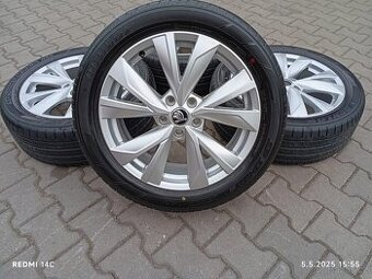 ŠKODA KAROQ, kola 18", nová letní