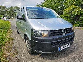 VW Transporter T5.1 L2 LONG 2015 serviska ČR 149 t.km 2.maj.