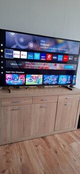 Dobrý den prodám TV Smart značka hisense 165cm TV je plně f