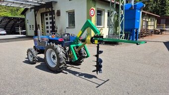 Půdní vrták za malotraktor