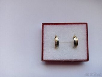 Prodám zlaté naušnice14k /585