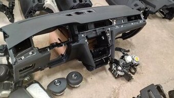 Airbagová sada Volkswagen Passat B8 s novou deskou