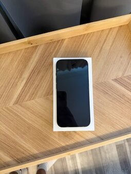 Apple iPhone 15