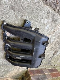 Sání, sací potrubí orig. BMW 7787318 M47
