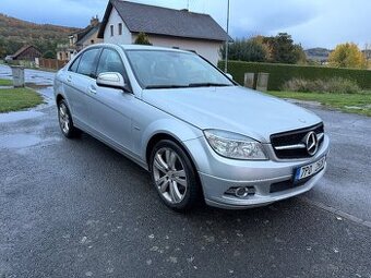 Mercedes C 220 CDI - dobrý stav, nová TK