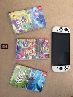 Nintendo switch OLED + 4 hry