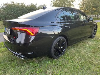 ŠKODA OCTAVIA IV VRS 2.0TDI -147 kw ,r.v.2022 -záruka ,
