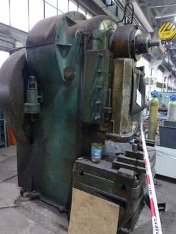 Lis excentrický LE 160