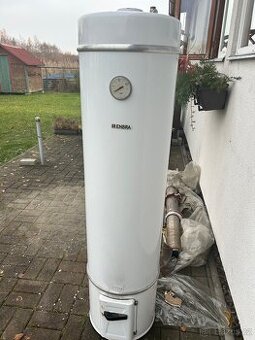 Prodám Bojler na ohřev vody dřevem