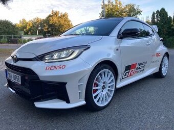 TOYOTA YARIS GR 1,6L TURBO 8AT,2x sada AL OZ GR,Akrapovič