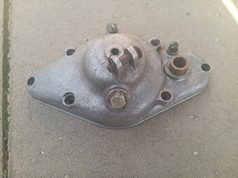 Víko motoru ČZ 175.