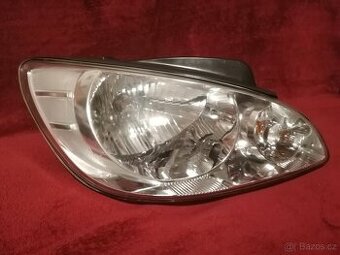 Světlomet Hyundai Getz facelift pravý - po renovaci