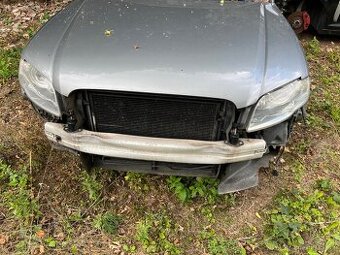 Xenony Audi A4 viz foto