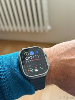 Apple Watch Ultra 2 - 1