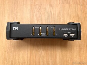 Přepínač HP 1x4 USB/PS2 KVM pro 4 PC