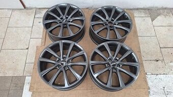 Alu kola Audi 19" 5x112 8J ET28 A5 BMW Mercedes