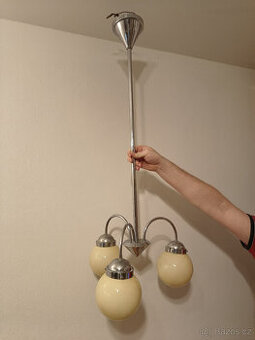 Prvorepublikový lustr