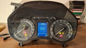 Škoda Octavia 2 - VDO benzín budíky MAXIDOT + PIN