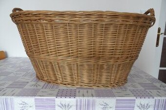 Proutěný koš na prádlo