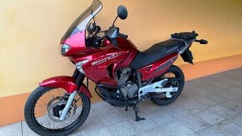 Honda Transalp XL650V / doplňky / kufr /po servisu /TOP STAV