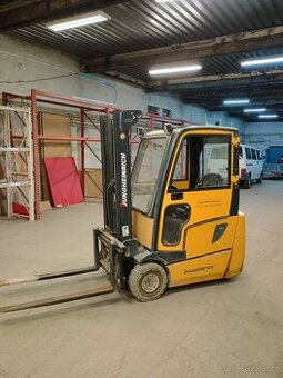 Vysokozdvižný elektrický vozík Jungheinrich EFG 213n