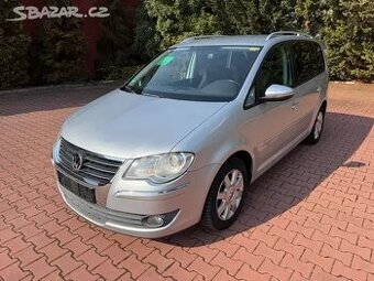 VW Touran 1.9TDI 77kW,7.Míst,Webasto,Tažné,Bez koroze