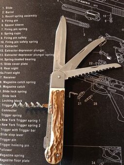 Fixir čtyř želízko