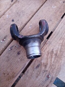 Unašeč předního náhonu