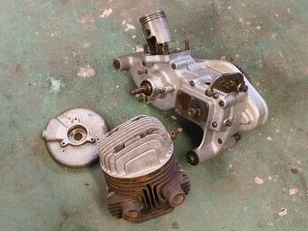 Motor ČZ 250 sport předválečná plochý píst