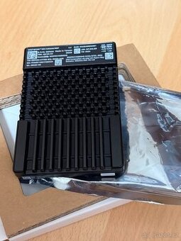 Intel optane 905p U2 280GB /SSDPE21D280GAD1/