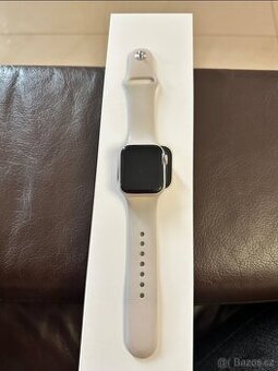Apple watch SE 40mm starlight záruka 9.7.2026