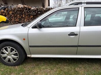 Dveře Octavia I