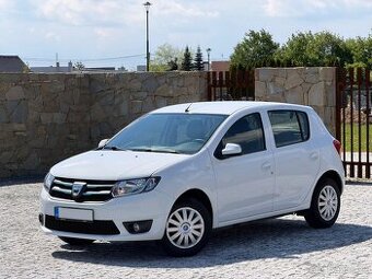 Dacia Sandero 1.2 16V - exclusive - 2013 - klimatizace