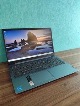 Lenovo IdeaPad 3 | Core i3 12. gen • 16 GB RAM • 512 SSD
