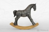Dekorace kůň, socha koně, Houpací koník cínová socha z kovu - 1
