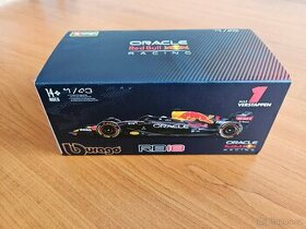 Model 1:43 Oracle Red Bull Racing RB18 Verstappen 2022