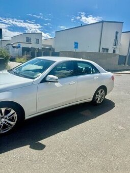 Mercedes-Benz E-Class E220