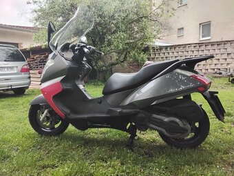 Aprilia atlantic - 1