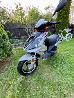 Skutr Kentoya 50 2T (70ccm)