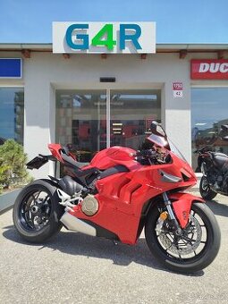 Ducati Panigale V4, POUZE 1 121 KM, NOVÁ V ČR, STAV NOVÉ