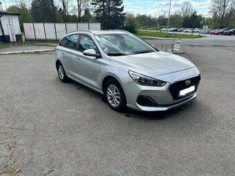 Hyundai i30 Combi 1.6CRDI automat servisováno nová stk