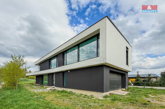 Prodej rodinného domu, 215 m², Strančice, ul. K Pískovně - 1