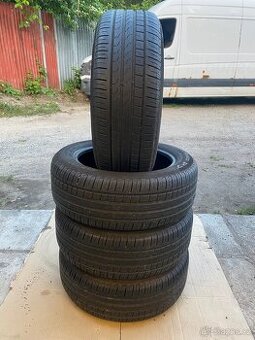 215/55 R17 94W Pirelli 2x6mm 2x5mm dot3819 Letní