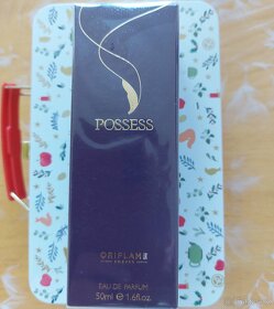 Possess Oriflame