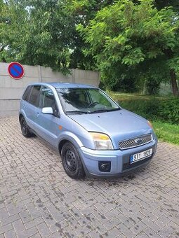 FORD FUSION 1,6TDCI + R.V. 2007