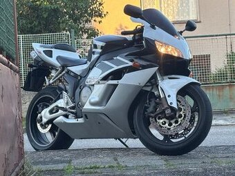 Honda CBR 1000RR 2004