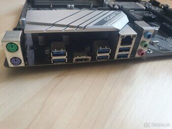 GIGABYTE Z390 D